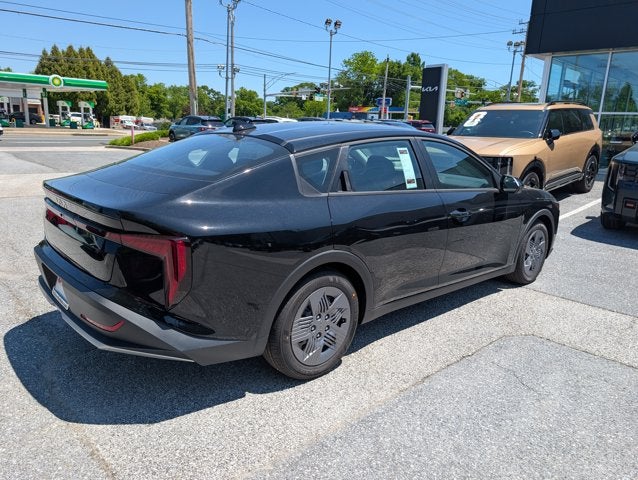 2026 Kia K4 LX