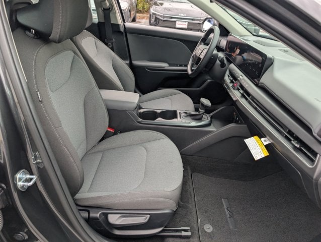 2025 Kia K4 LX