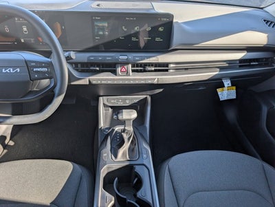 2025 Kia K4 LX