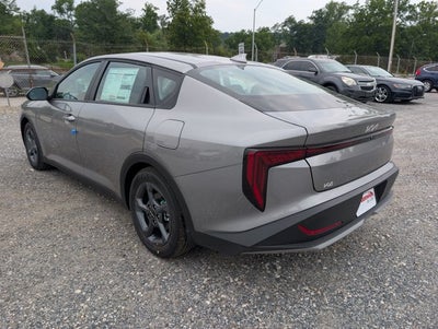 2026 Kia K4 LXS