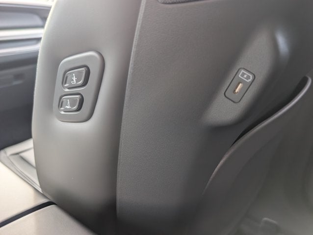 2026 Kia EV9 Light Long Range
