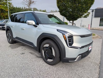 2026 Kia EV9 Light Long Range