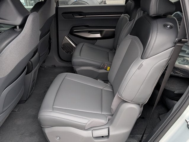 2026 Kia EV9 Light Long Range