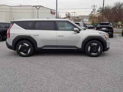 2026 Kia EV9 Light Long Range