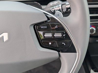 2025 Kia Niro EX