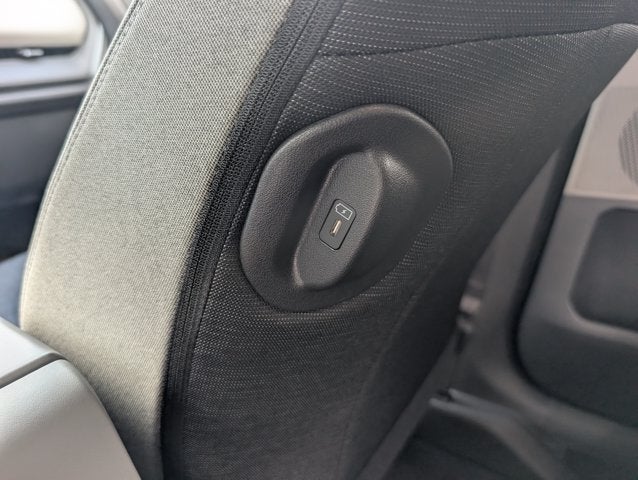 2027 Kia Seltos LX