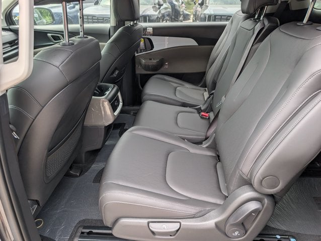 2027 Kia Carnival LXS