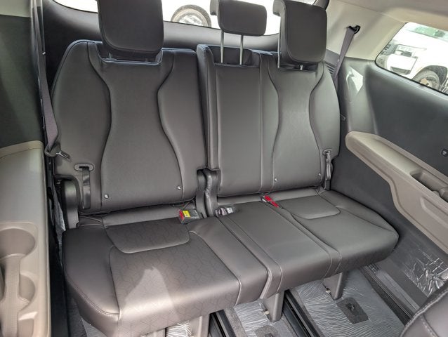 2027 Kia Carnival LXS