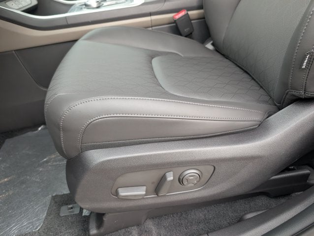 2027 Kia Carnival Hybrid LXS
