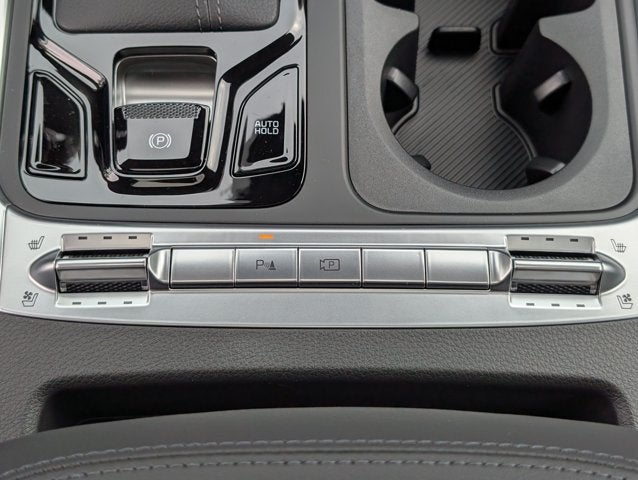 2027 Kia Carnival SX