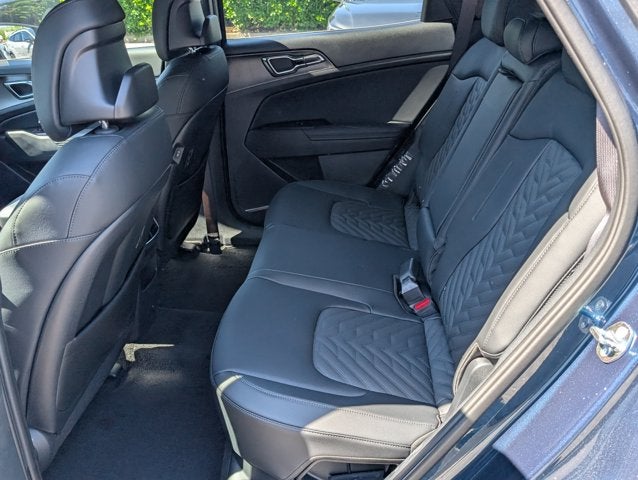 2026 Kia Sportage Plug-In Hybrid X-Line