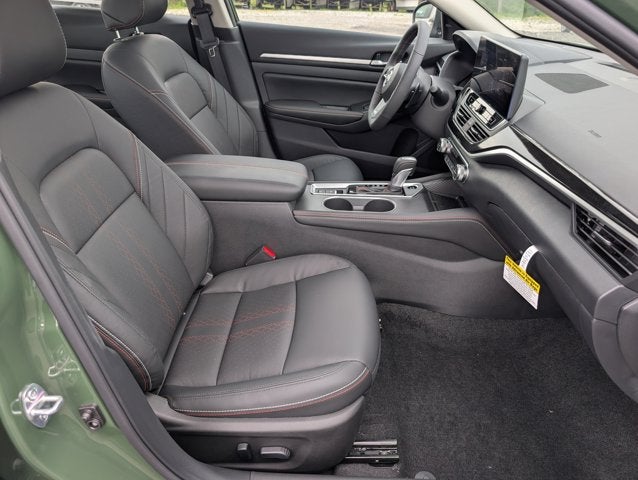 2026 Nissan Altima SR
