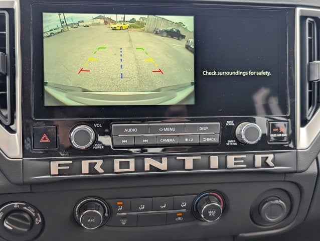 2025 Nissan Frontier SV