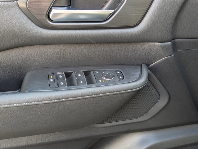 2026 Nissan Armada SV