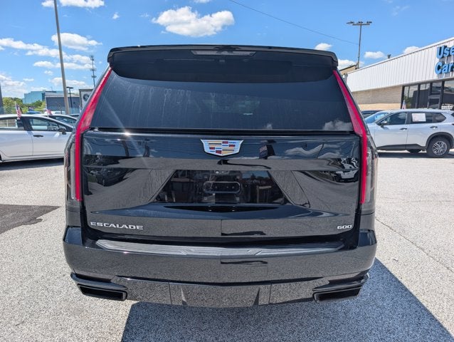 2022 Cadillac Escalade Sport