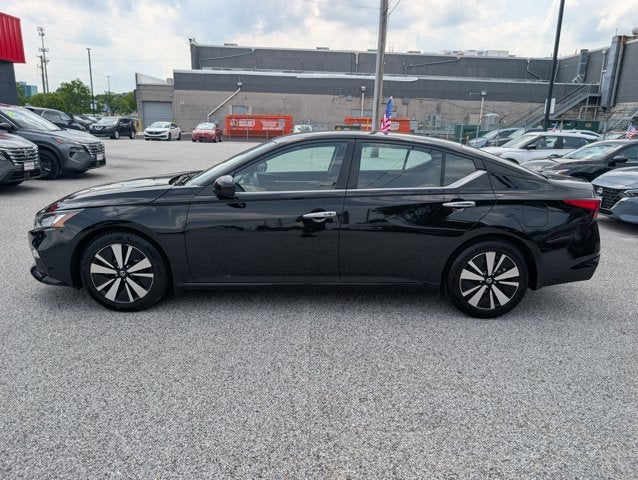 2022 Nissan Altima 2.5 SV