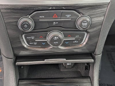 2022 Chrysler 300 Touring