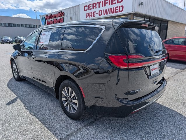 2023 Chrysler Pacifica Hybrid Touring L