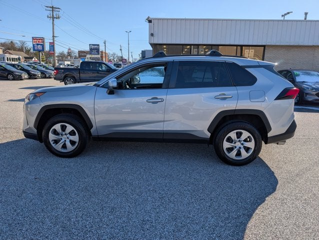2019 Toyota RAV4 LE