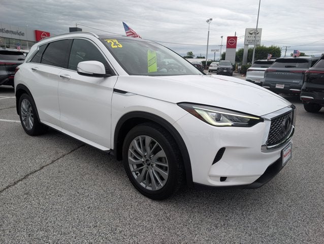 2023 INFINITI QX50 LUXE