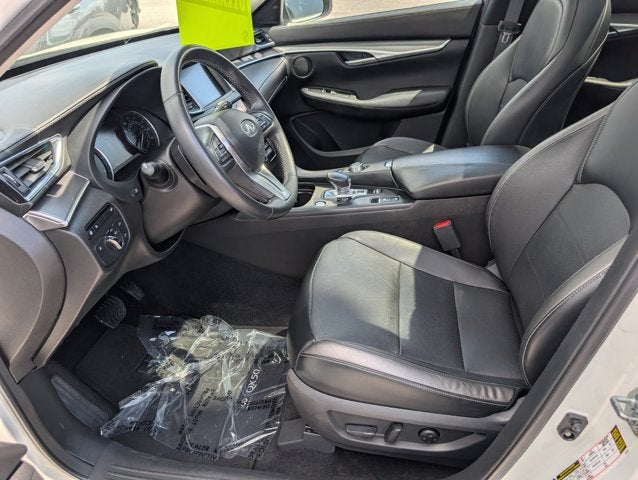 2022 INFINITI QX50 LUXE