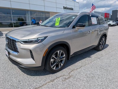 2025 INFINITI QX60 LUXE