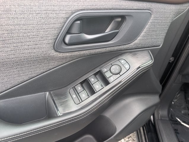 2022 Nissan Rogue S