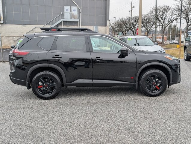 2025 Nissan Rogue Rock Creek