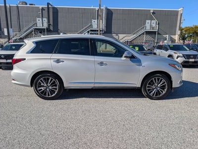2017 INFINITI QX60 Base