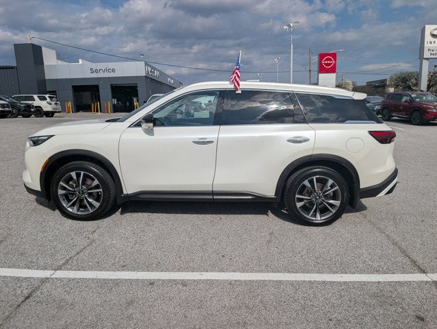2023 INFINITI QX60 LUXE