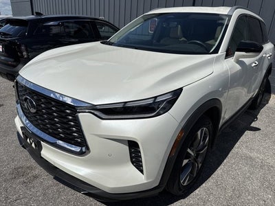 2023 INFINITI QX60 LUXE
