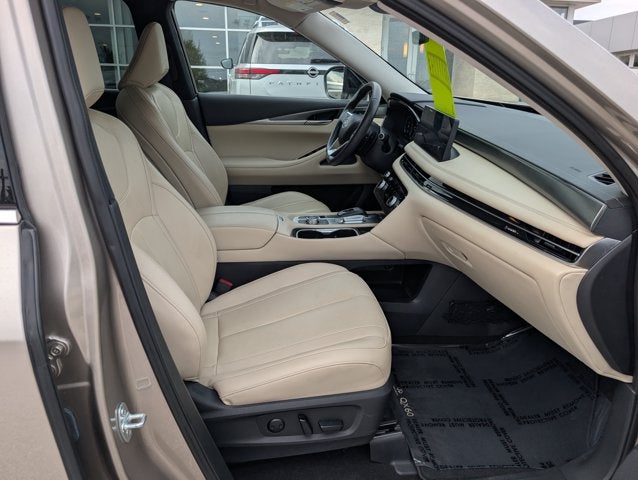 2024 INFINITI QX60 LUXE