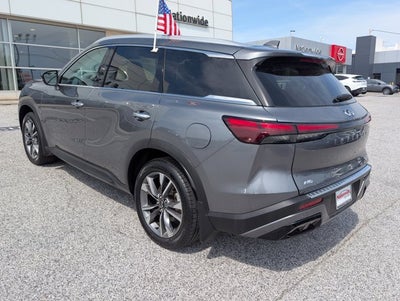 2023 INFINITI QX60 LUXE