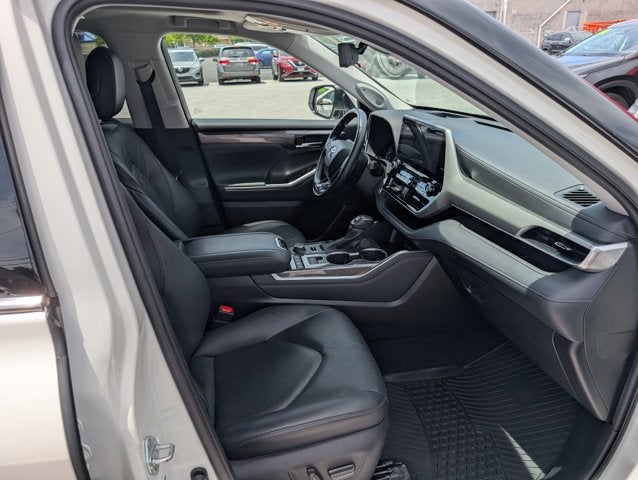 2021 Toyota Highlander Platinum