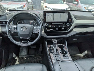 2021 Toyota Highlander Platinum