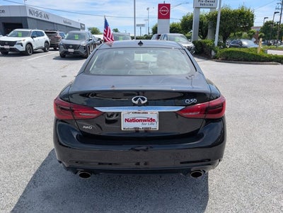 2023 INFINITI Q50 LUXE