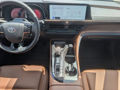 2025 Toyota Crown Signia Limited