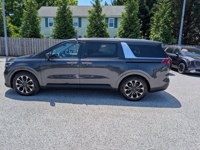 2024 Kia Carnival EX