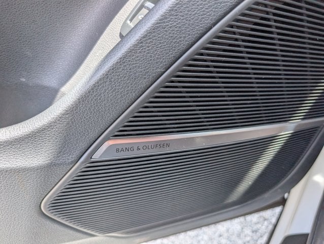 2022 Audi SQ7 Premium Plus