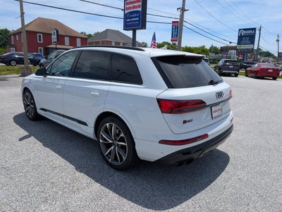 2022 Audi SQ7 Premium Plus