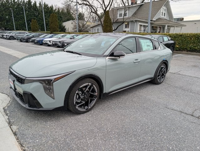 2025 Kia K4 GT-Line