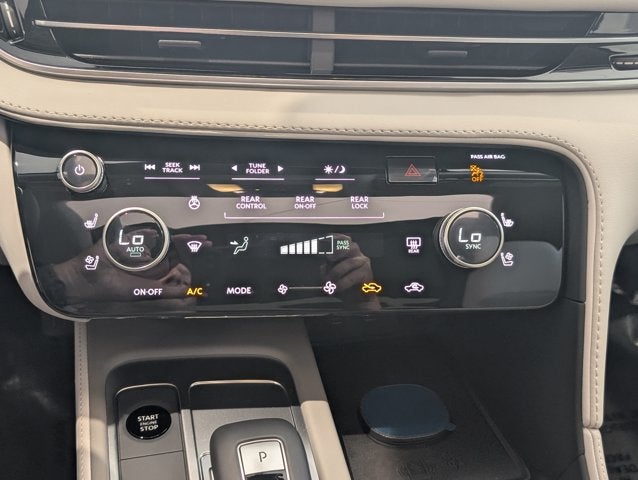 2027 INFINITI QX60 LUXE
