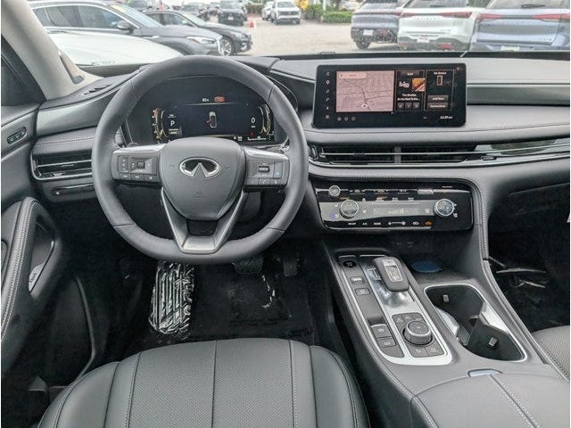 2027 INFINITI QX60 LUXE
