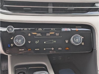 2027 INFINITI QX60 LUXE