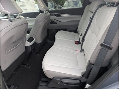 2027 INFINITI QX60 LUXE