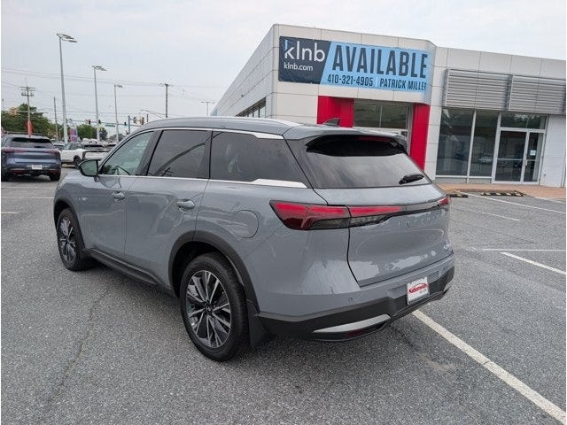 2027 INFINITI QX60 LUXE