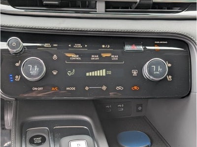 2027 INFINITI QX60 LUXE