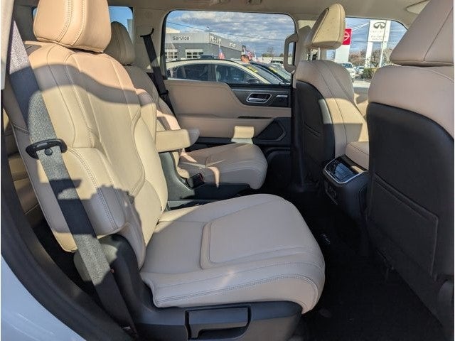 2026 INFINITI QX80 PURE