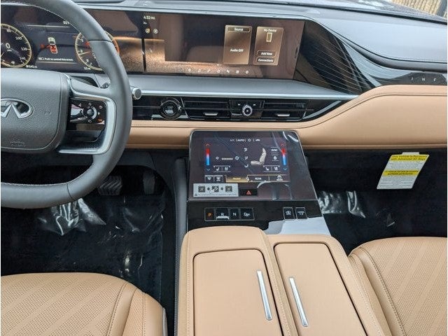 2026 INFINITI QX80 LUXE
