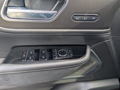 2027 INFINITI QX80 LUXE